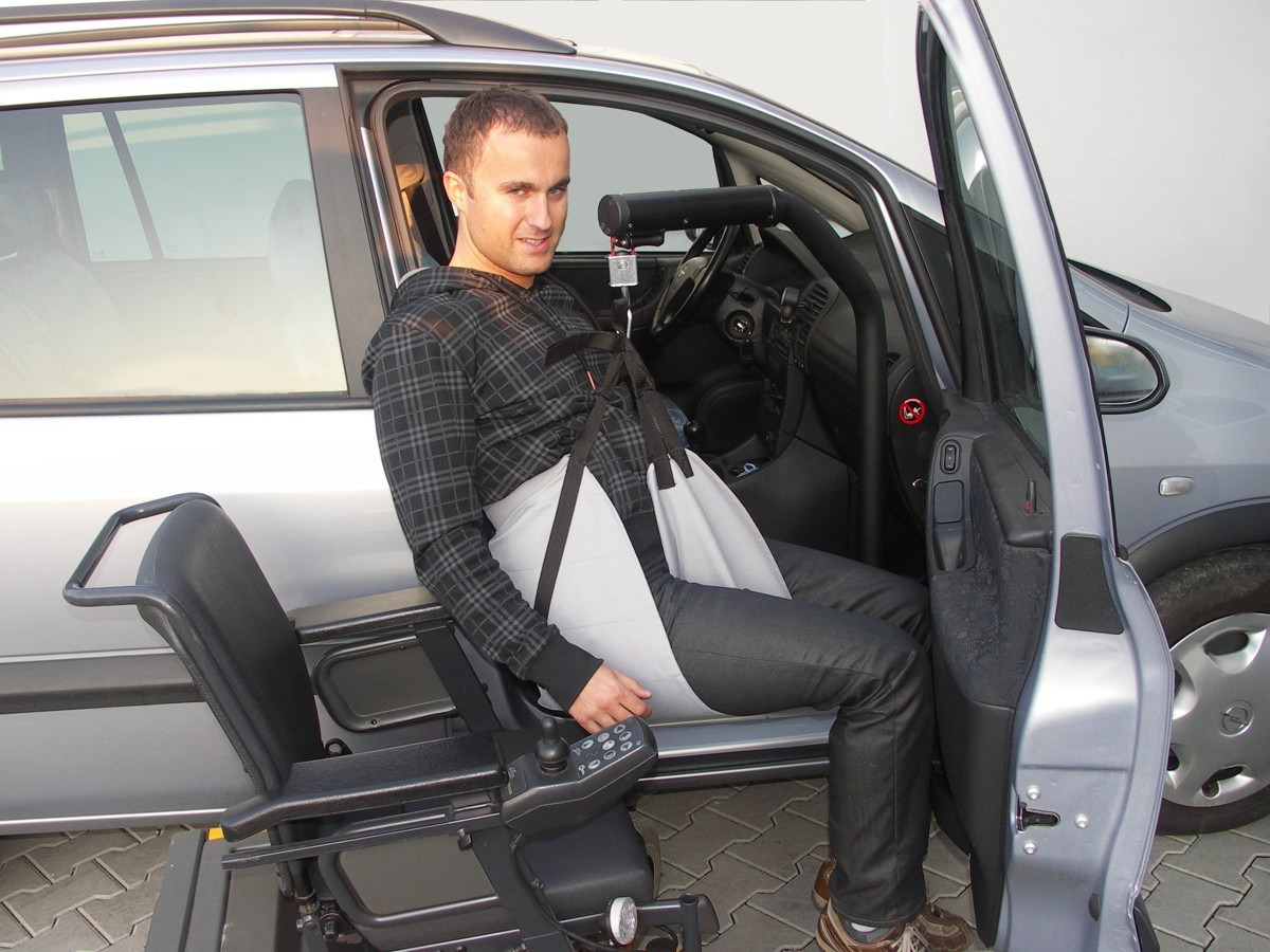 Ручное управление на автомобиль для инвалидов